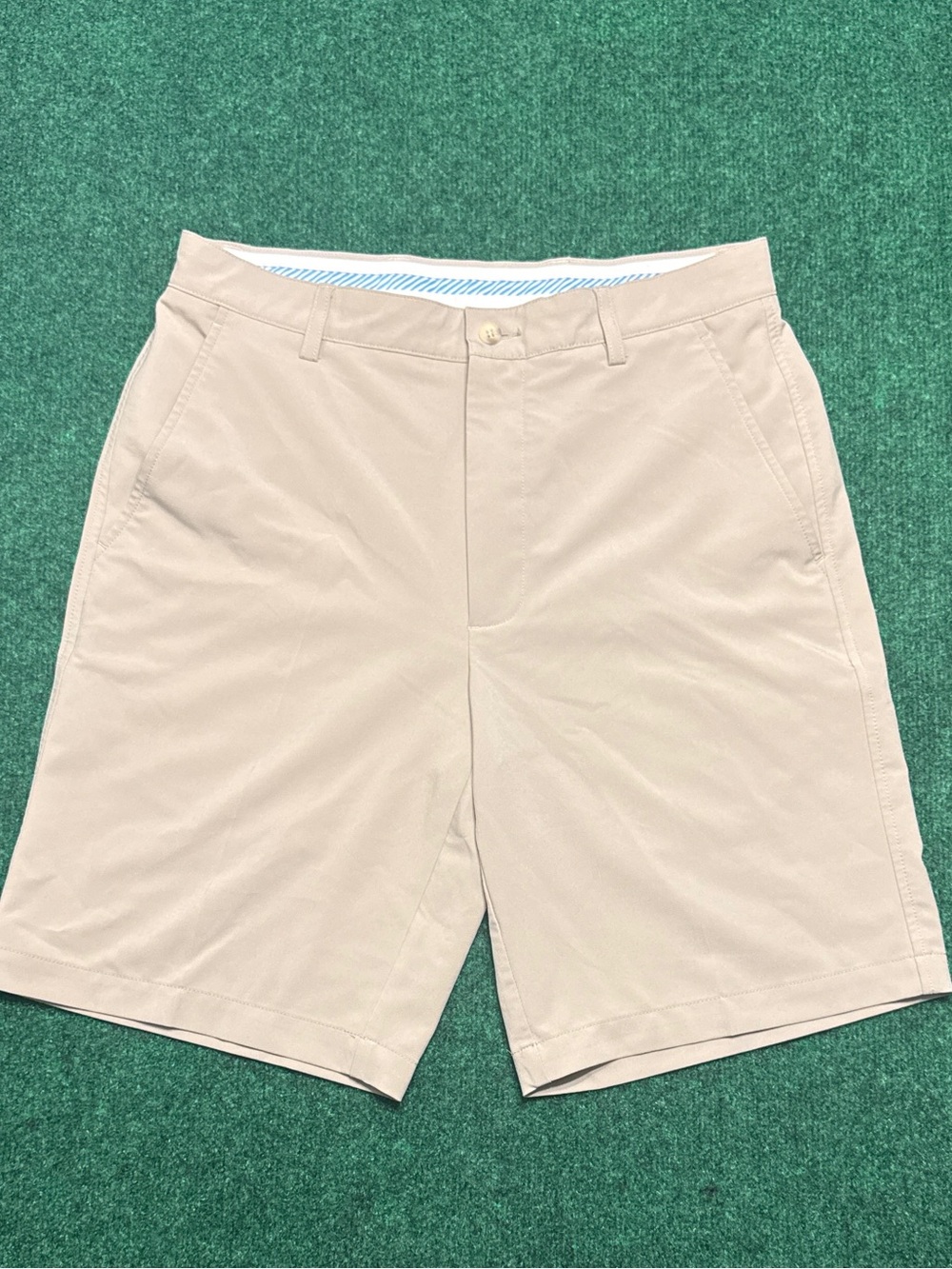 FootJoy Performance Golf Shorts (W32 & 10” Inseam / Beige) - Picture 3 of 5